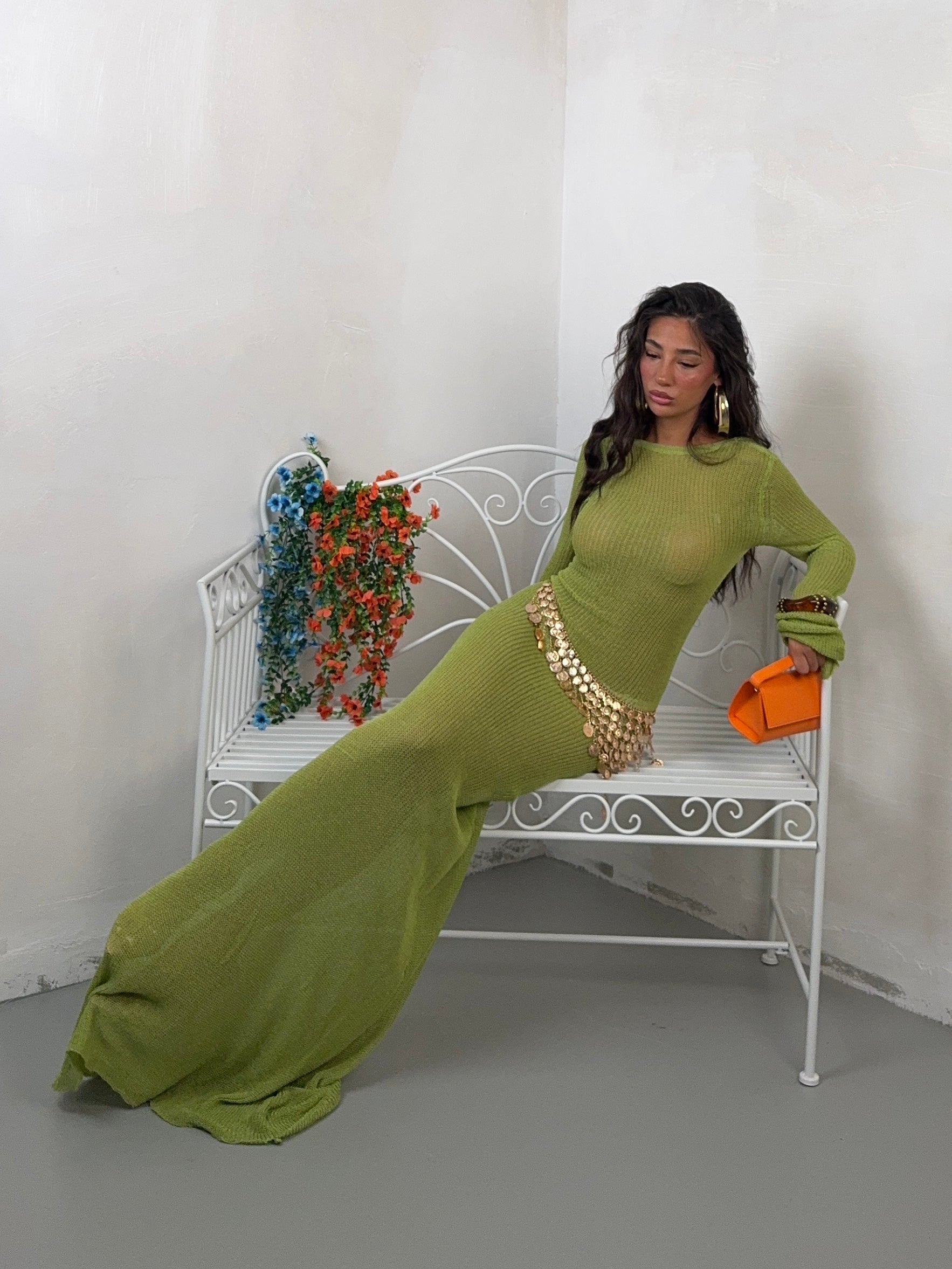 DRESS ELEMENT