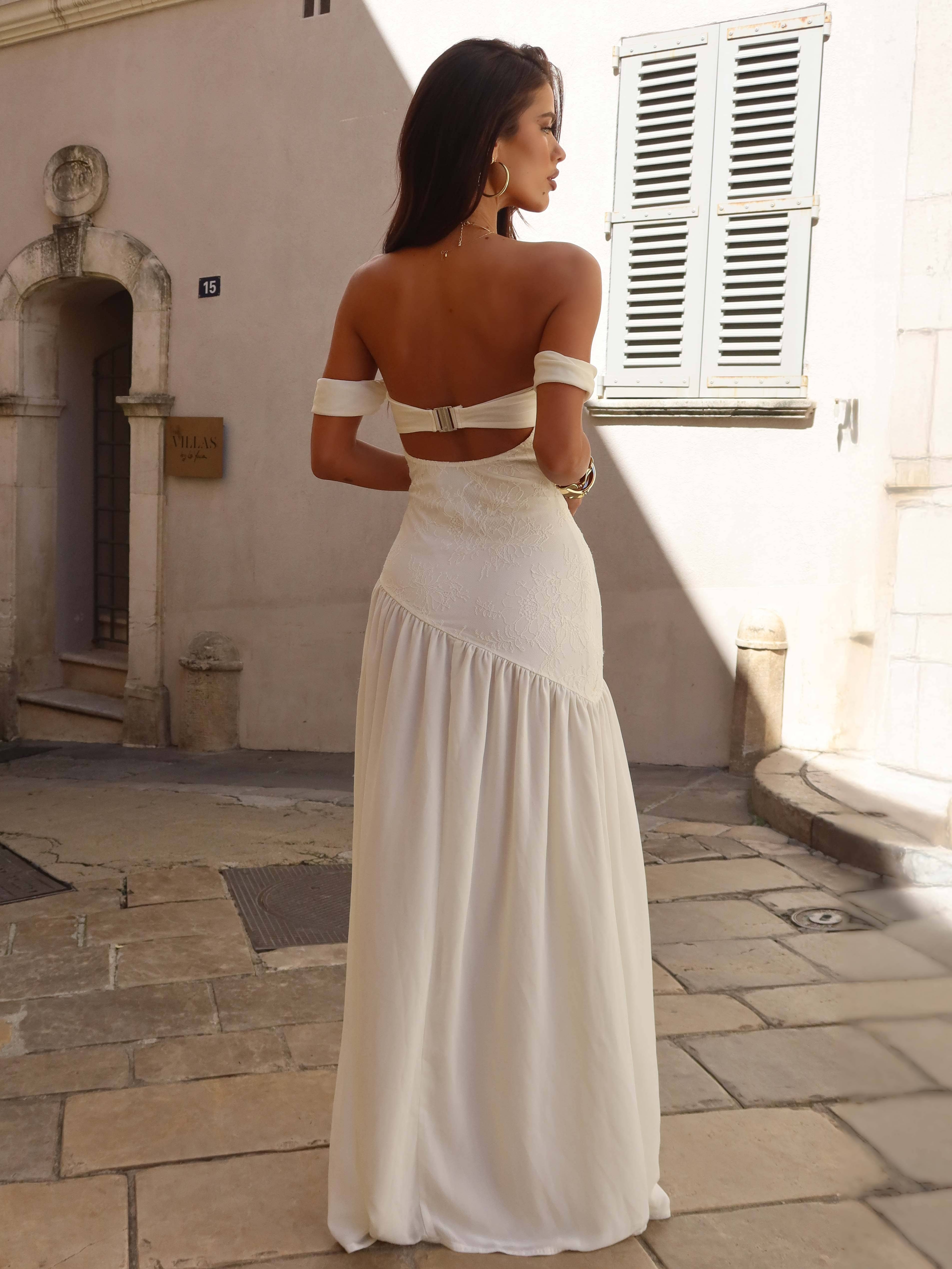 Abito Maxi "Alba Mediterranea" in Avorio